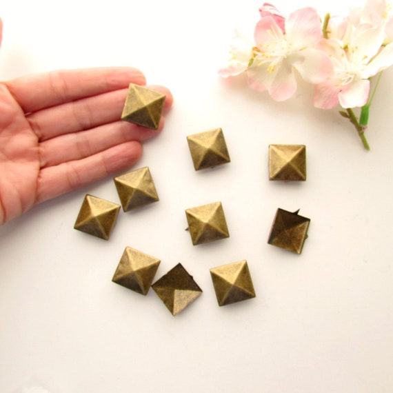 25 Square Claw Studs for Clothing, Pyramid Rivets Brass Vintaged