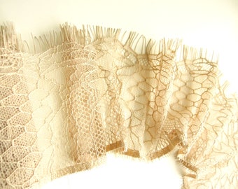 3 yds Nude Eyelash Mesh Lace Trim 9 cm wide, Beige Scalloped Eyelash Mesh Edge, Ecru Chantilly Stretch Lace Trim