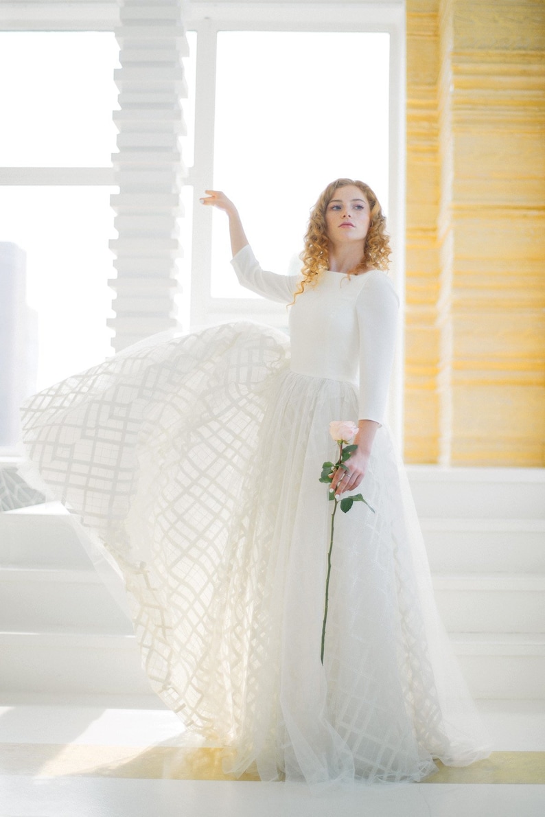 B272 What Do You Wear Under Your Wedding Dress 3f Spanx Has The