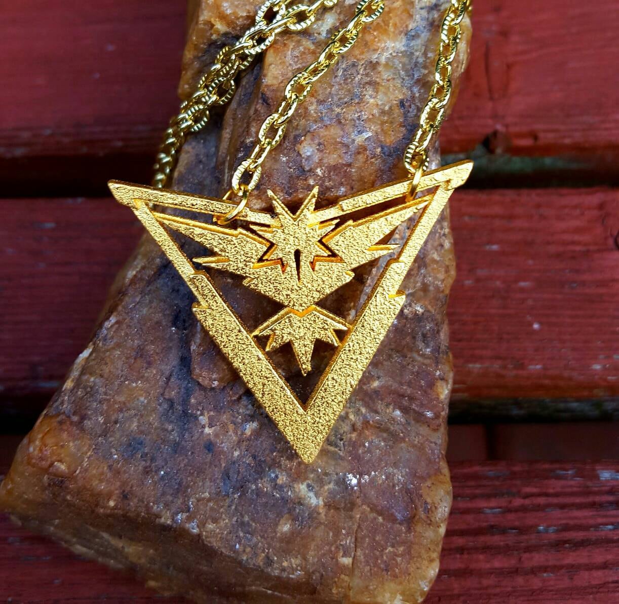 Team instinct best sale necklace