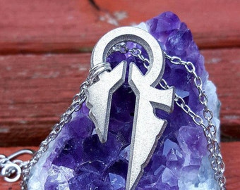 Avacyn's Spear Pendant