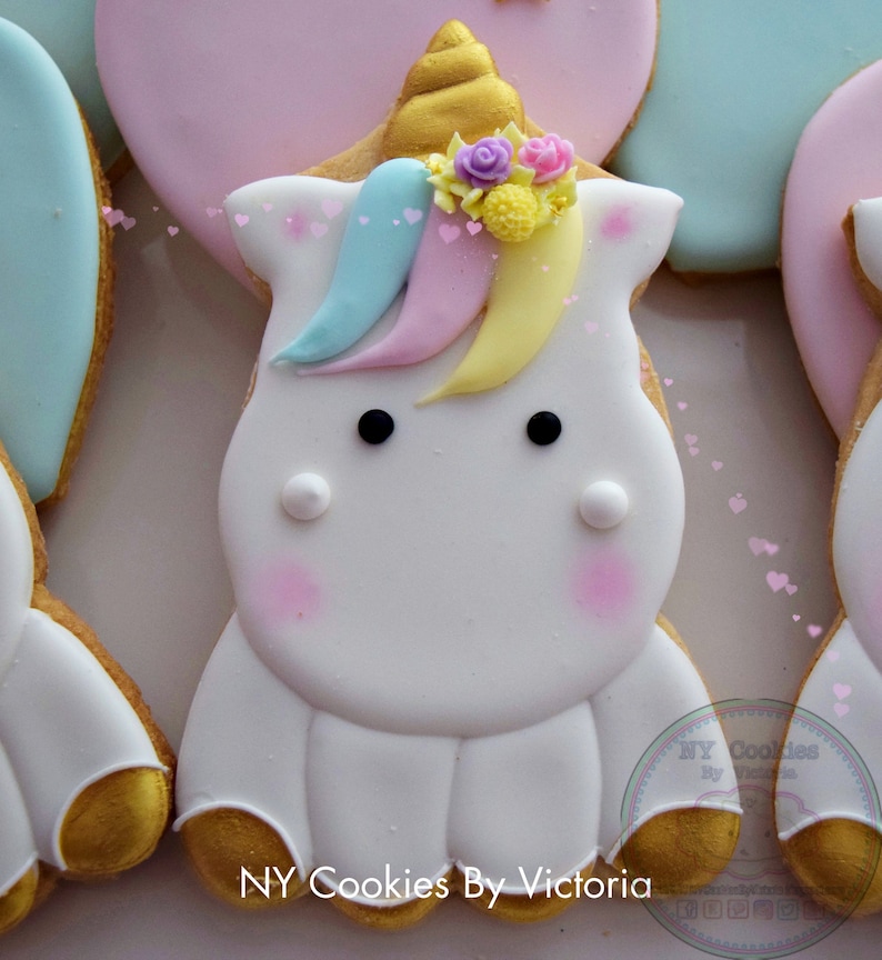 Cute Unicorn Baby Shower Cookies, Unicorn themed Birthday Cookies, Birthday Unicorn Themed Candy Table, Baby Shower Unicorn Cookies Favors image 8