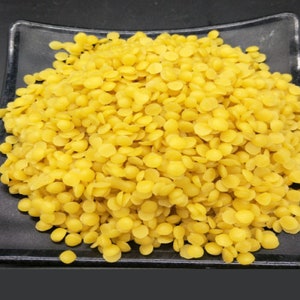 Yellow Beeswax Pastilles