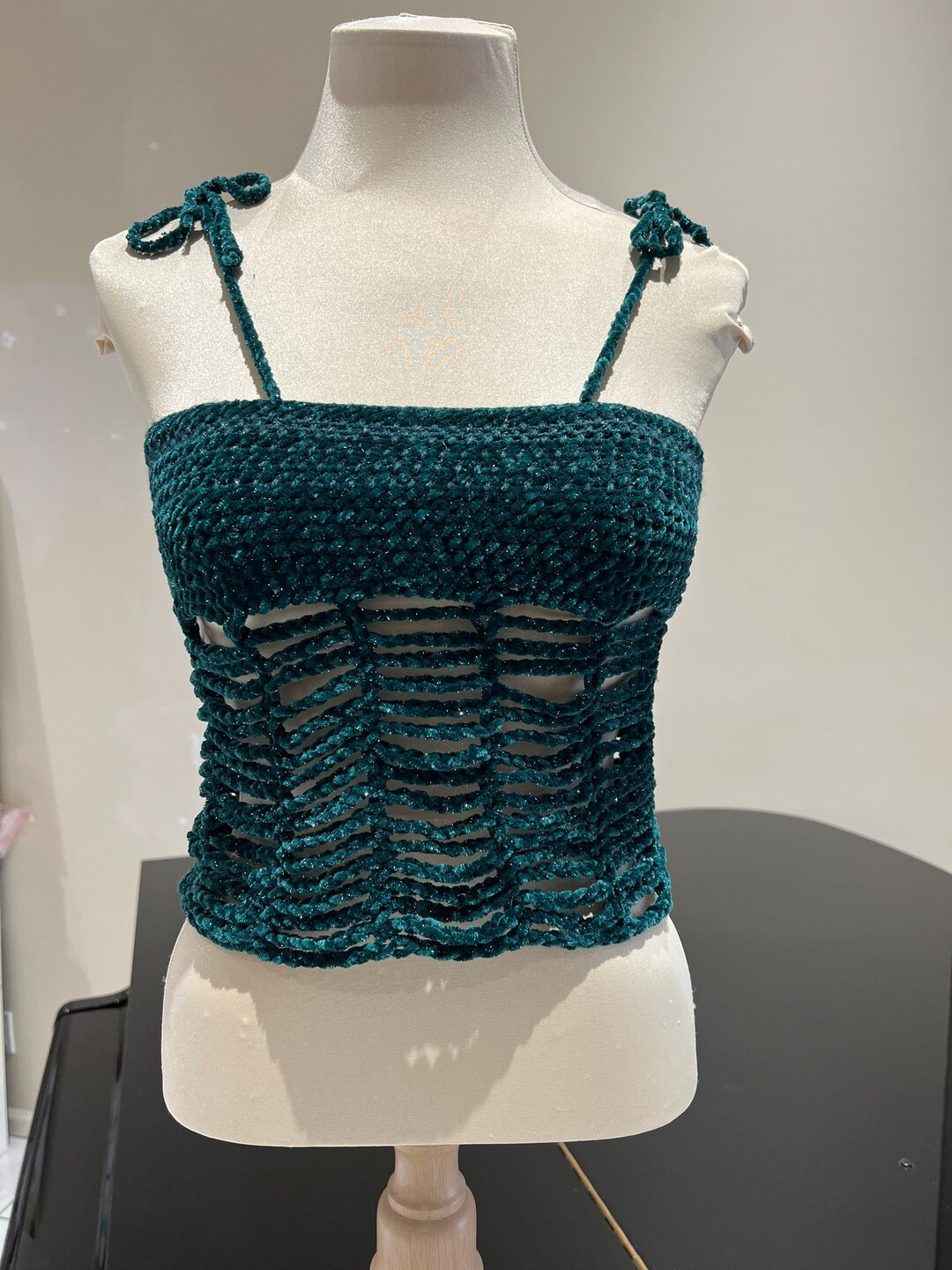 SOLD. Handmade Crochet Top Emerald Green Size S M - Etsy