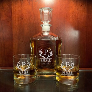 Personalized Decanter w Rock Glasses, Whiskey Tumbler, Groomsmen Gift, Best Man, Custom Logo, Christmas, Vodka, Father's Day, Bourbon