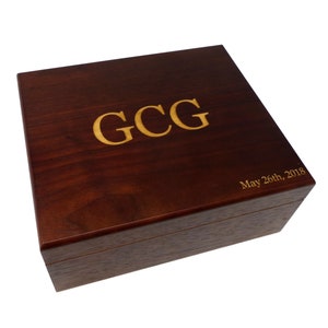 Custom Cedar Cigar Humidor- Fathers Day - Groomsman Gift - Personalized - Engraved - Husband - Anniversary - Wedding - Birthday - Groom