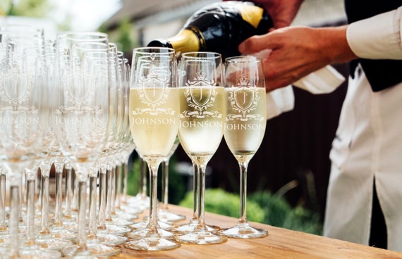 Personalized Champagne Flutes, Engraved Toasting Glasses, Bride & Groom, Graduation Favors, 21st, 50th Birthday favors, bridal shower gift