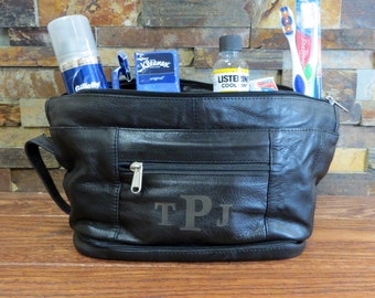Leather Utility Travel Bag - Shaving Bag - Personalized- Groomsmen gift- Wedding Gift- Gifts for Men - Fathers Day Gift