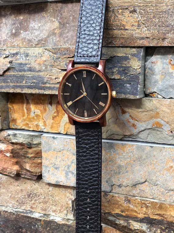 Reloj genuine leather precio deals