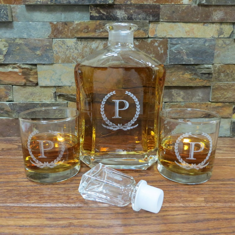 Personalized Whiskey Decanter With Whiskey Glasses Tumbler Etsy