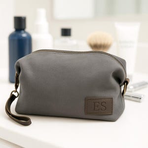 Herren personalisierte Reisetasche, Monogramm Dopp Kit, Toilettenartikel, Geschenke für ihn, Rasierset für Männer, Geschenke für Vater, Abschlussfeier, Trauzeuge