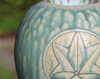 Double Wall Vase with maple leaf pattern