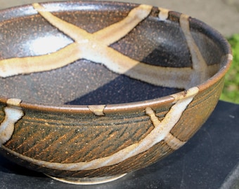 Brown Bowl with Lines– 9 inch Serving Bowl