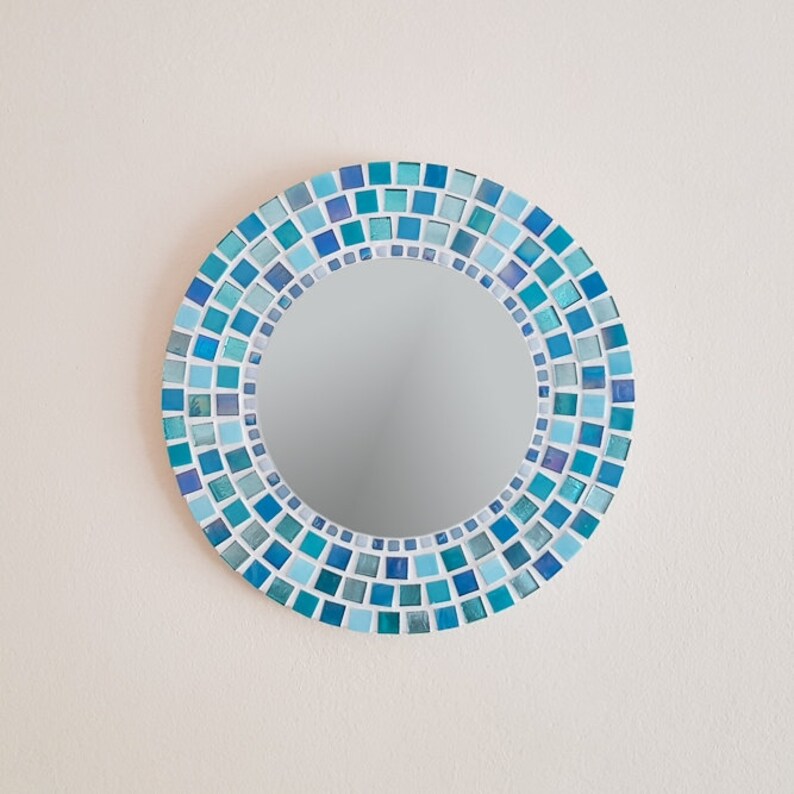 Espejo redondo de la pared del mosaico en azul turquesa / | Etsy