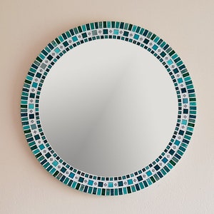 Mosaic Wall Mirror in Teal Green, Round Mirror, Bathrooom Mirror, Mosaic Wall Art, Wall Decor, Teal Home Decor, Green Wall Decor