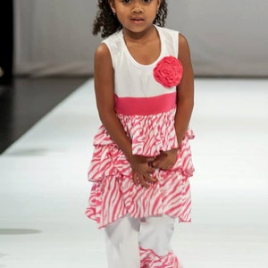 Pink Zebra print girls dress with matching leggings. Girls Clothing set of 2.