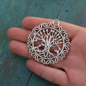 Large round Celtic tree of life iggdrasil pendant in silver-plated brass, 51x47 mm