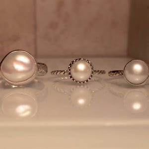Pearl Ring/Natural Pearl Ring/Modern Pearl Ring/White Pearl Ring/Unique Pearl Ring/Upcycled Pearl Ring /Best Friend Gift/Free US Ship. image 2