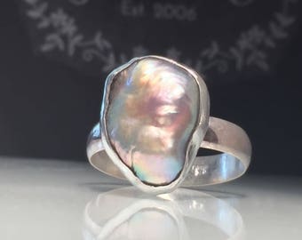 Grey Pearl Ring/Freeform Pearl Ring/Modern Pearl Ring/Raw Pearl Ring/Handcrafted Baroque Pearl Ring/June Birthstone/Free US Ship.