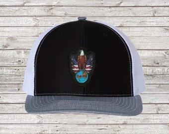 Gorra de tractor JI Case con el logotipo personalizado de Old Abe, bandera estadounidense. ¡Diseño exclusivo con licencia!