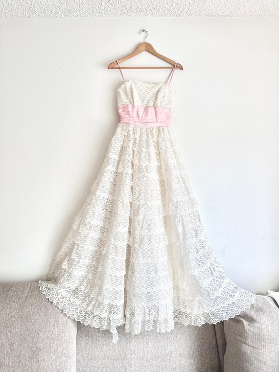 Vintage 1950's Lace Ruffle Party Dress Wedding Go… - image 4