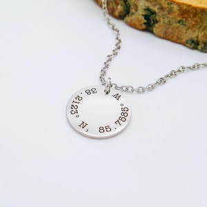 Benutzerdefinierte Koordinaten Halskette Lang Distanz Geschenk 14k Gold Halskette Personalisierter Schmuck Zierliche Halskette Gravur Halskette Namen Halskette