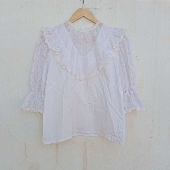 Vintage victorian blouses, lace shirts, frill, cot
