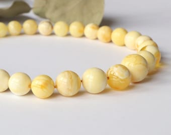 White natural Baltic amber necklace, 100% untreated amber jewelry, royal and exclusive Baltic amber beads, white round shape amber beads 54g
