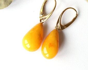 Egg yolk amber earrings dangle teardrop antique gemstone earrings natural Baltic amber jewelry butterscotch amber earrings with gold 3.5 g