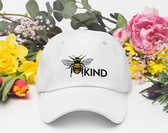 Haftowana czapka Bee Kind Dad