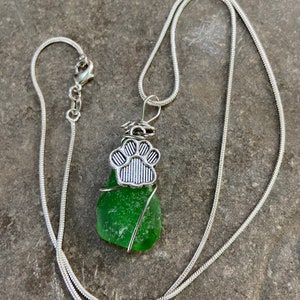Pet memory necklace, pet lover gift, gift for groomers, pet sitters and dog walkers