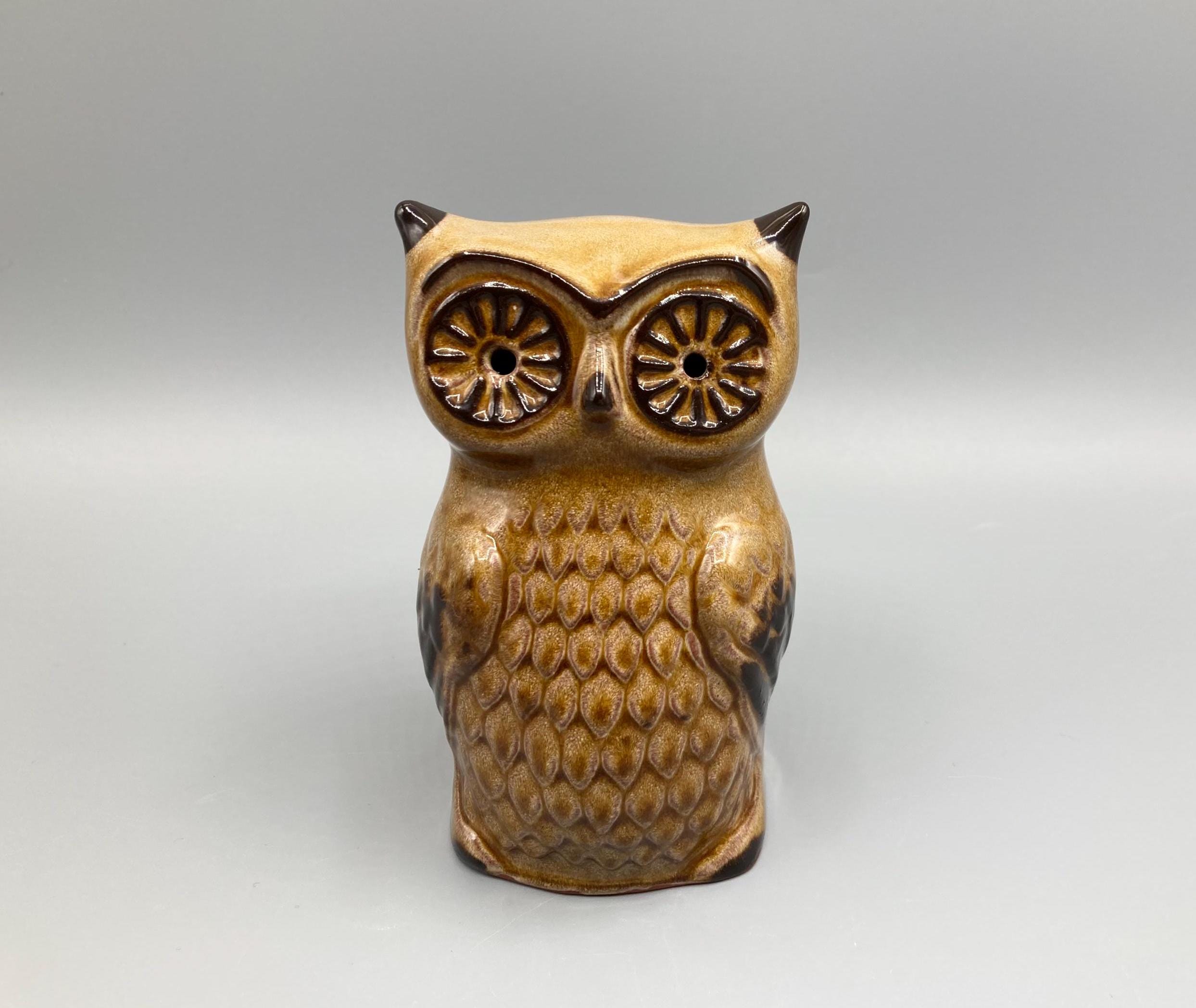 Vintage 1970s Guernsey Pottery Owl figurine ornament 12cm high Bird