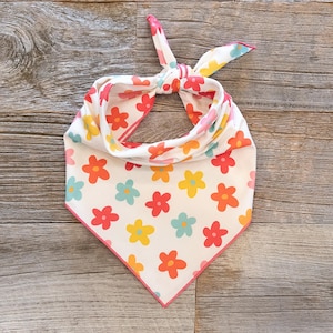 Daisy Dog Bandana, Tie On Dog Bandana