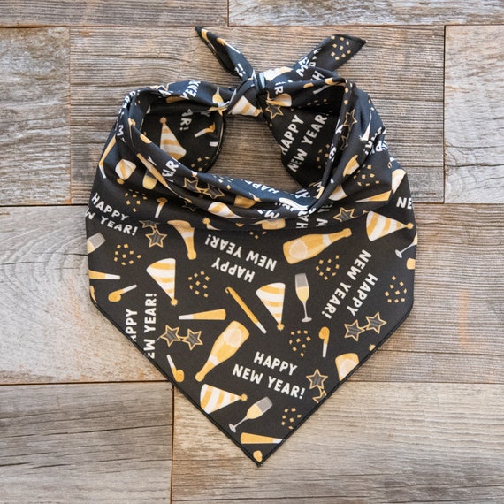 Happy New Year on Black Dog Bandana, Tie On Dog Bandana