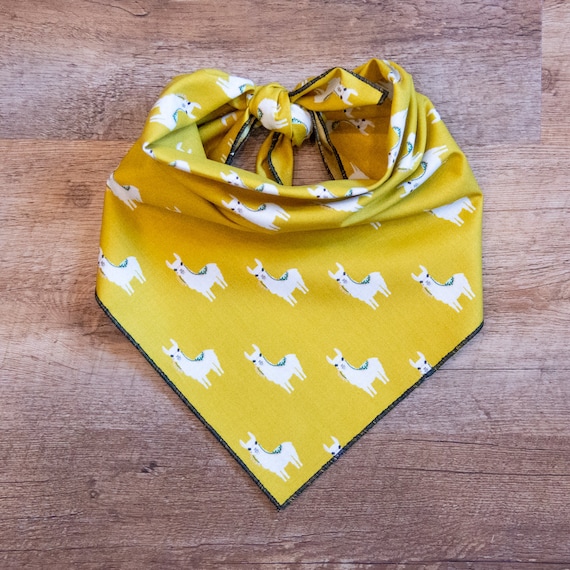 Llamas on Yellow Dog Bandana, Tie On Dog Bandana