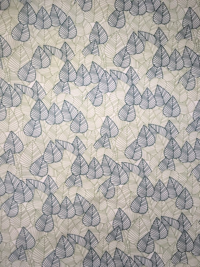 green leaf crib sheet