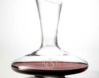 Personalized Crystal Wine Decanter - 43oz Custom Crystal Wine Decanter - Great Wedding, Bridesmaid or Personalized Gifts.