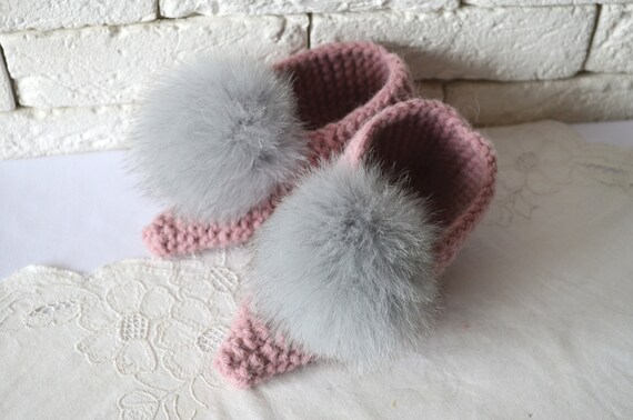 Knitted Slippers With Fox Fur Pom Poms Light Pink House Wool