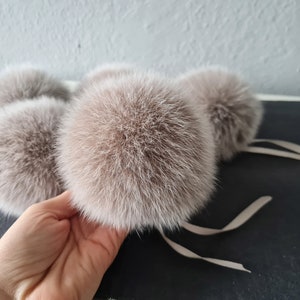 10pcs 6cm Faux Fur Pom Poms Pompoms with Elastic Loop for Knitting Hats  Shoes Scarves Bags