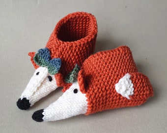 Knitted orange fox baby shoes with bow Home pointy slippers Home shoes Unisex knit booties 3-6 6-9 9-12 12-18 18-24months