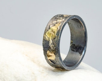 Gouden ring - rustieke herentrouwring van 18 kt goud en geoxideerd sterlingzilver Keum Boo-ring - Ongewone zilveren verlovingsringen.