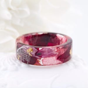 Resin Ring with Pressed Pink Petals and Gold Flakes, Orchid Ring - Pressed Petals and Gold Flakes Inside - Nature Inspired Jewelry