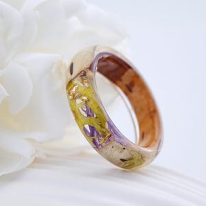 Birch Bark Forest Ring, Gray Moss Wood Ring, Resin Wood Ring, Birch Ring with Purple Immortelle, Nature Wedding Rings, Wedding Forest Ring