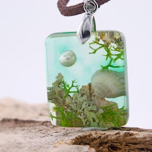 Strandterrariumketting, oceaanketting, blauwe ketting. Oceaanwaterketting. Oceaan thema sieraden. Moss ketting. Berkenhars ketting