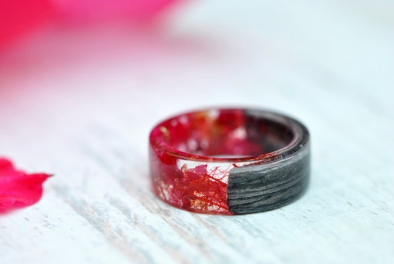 Eco Resin Ring Band with Natural Pressed Оrchid Petals and Gold Flakes and nature moss.