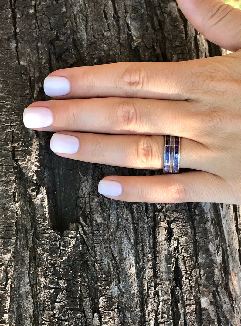 Titanium wedding band mens Titanium anniversary,Silver titanium ring Men/'s Titanium Wedding Band With Whiskey Barrel Wood And Blue flowers