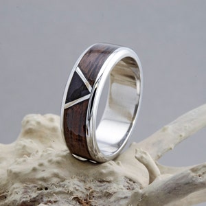 American Walnut Men&#39;s Titanium Wedding Band, American Walnut Titanium Ring, Titanium Wood Ring, Titanium Wedding Ring, Engagement Ring