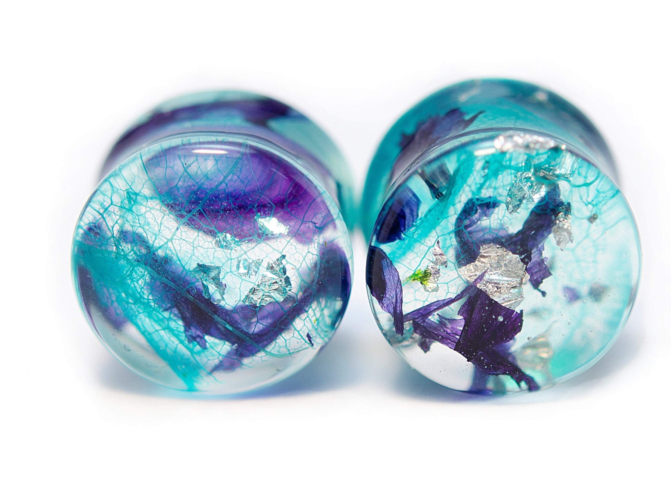 Eco Resin Ear Plugs With Blue Petals Iris Hydrangea Skeleton