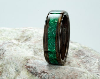 Wooden Walnut Ring with Malachite  Inlay, Walnut Bentwood Ring with Malachite, Malachite Ring Men, Unique Wedding Band, Mens Wood Ring