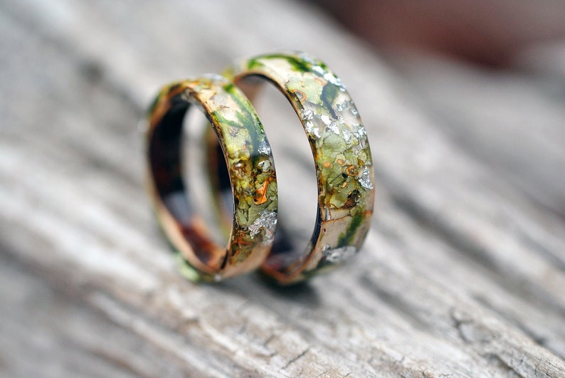 NDJEWELRY Resin Ring Wood Band Romantic Forest Secret World Mountain  Landscape insided Statement Ring Unique Handmade Gift for Her Size 6.5